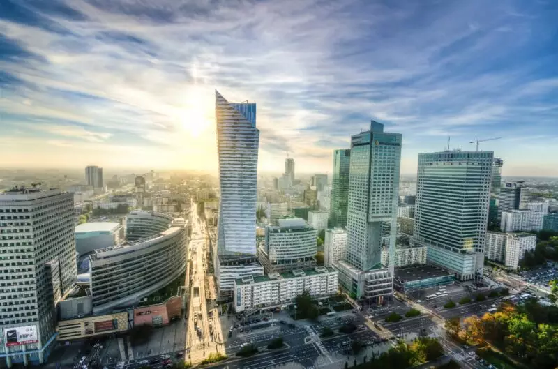Dlaczego Warszawa to miasto korporacji?